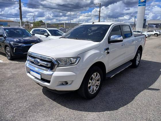 FORD RANGER 3.2 XLT 4X4 CD 20V DIESEL 4P AUTOMÁTICO FORD RANGER 3.2 XLT 4X4 CD 20V DIESEL 4P AUTOMÁTICO